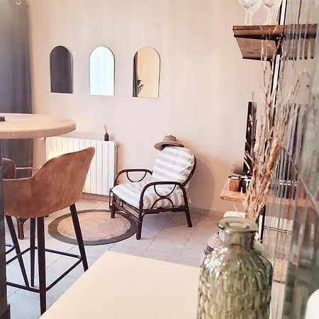 La Petite Escale-3